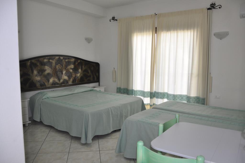 Affittacamere Da Angela Villasimius Room photo